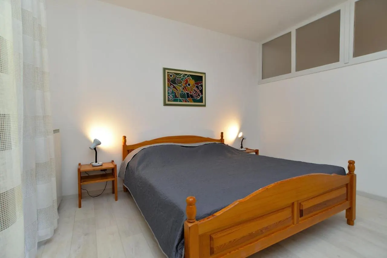 Apartments Stana 242 Fažana