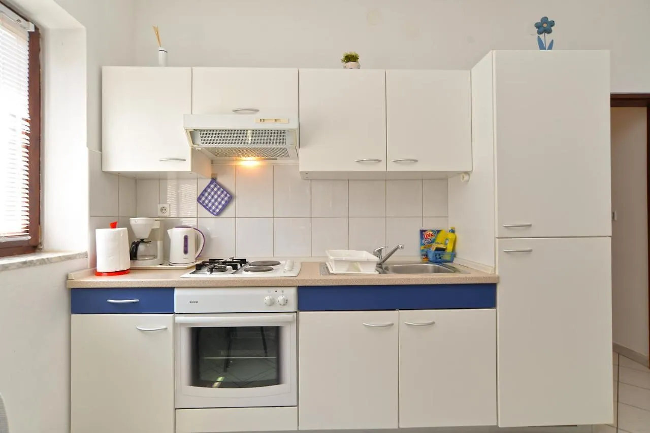 Apartments Stana 242 Fažana